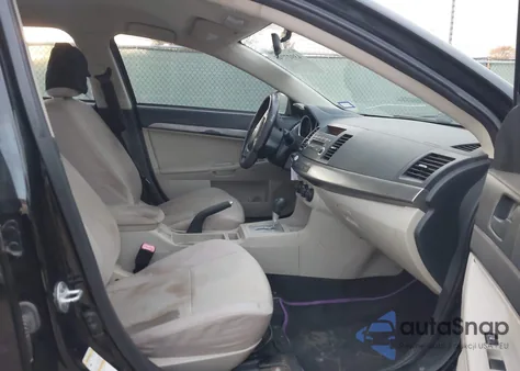 2013 Mitsubishi Lancer Es z USA, uszkodzony, nr VIN JA32U2FU4DU007551